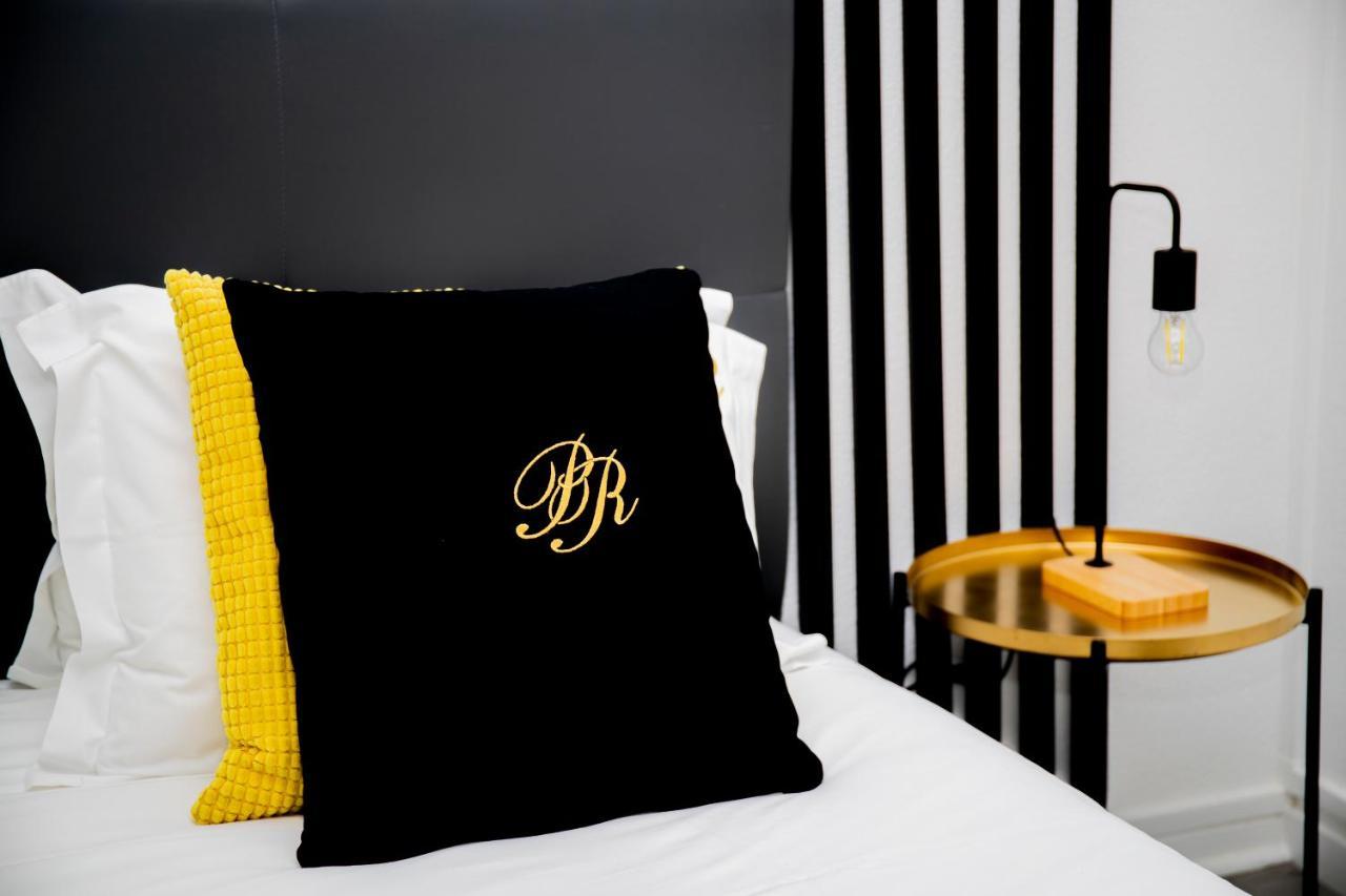 Posh Residences Guimaraes Ngoại thất bức ảnh