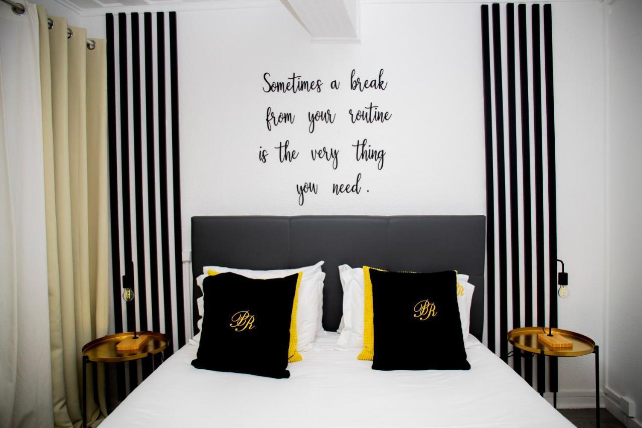 Posh Residences Guimaraes Ngoại thất bức ảnh