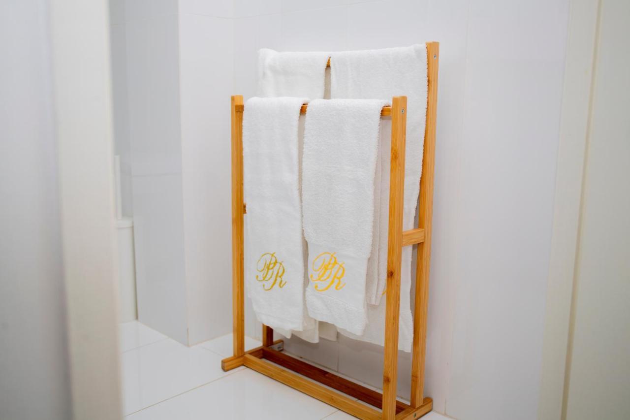 Posh Residences Guimaraes Ngoại thất bức ảnh